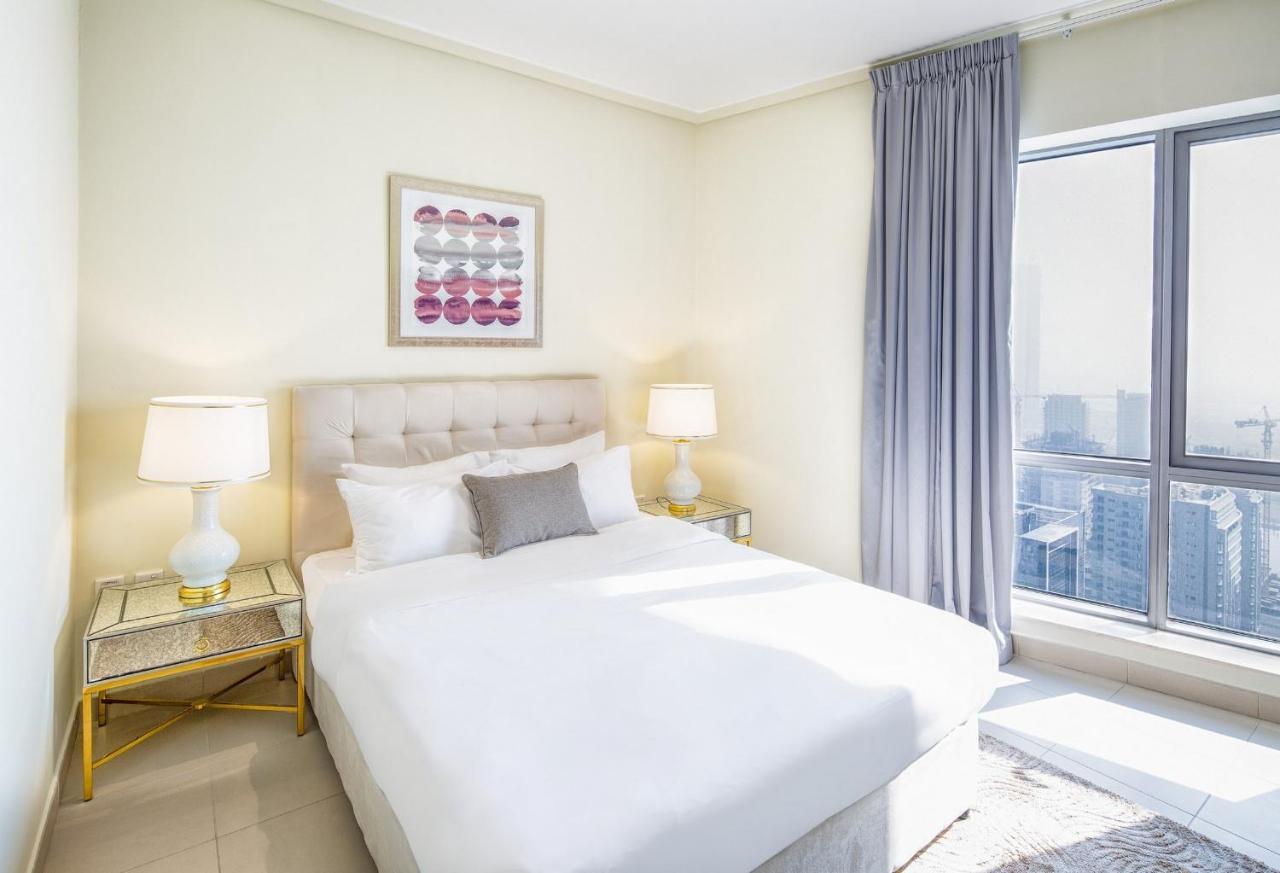 Nasma Luxury Stays - Fantastic Burj Khalifa View From This Fancy Condo Дубай Екстер'єр фото