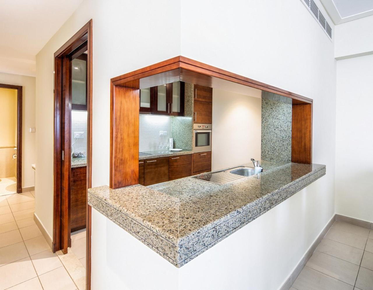 Nasma Luxury Stays - Fantastic Burj Khalifa View From This Fancy Condo Дубай Екстер'єр фото